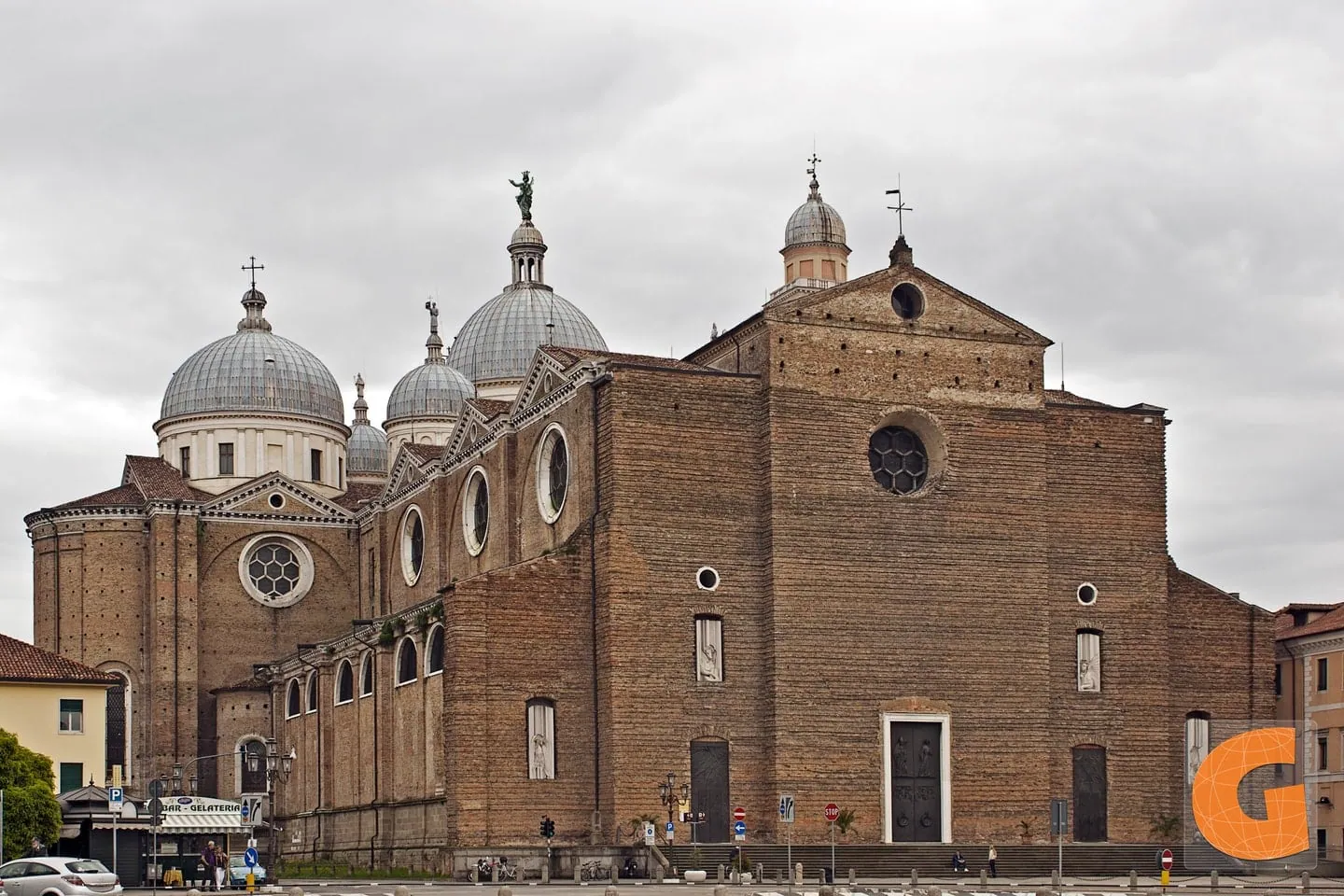 Padua Prato della Valle and Historic Core Walking Route