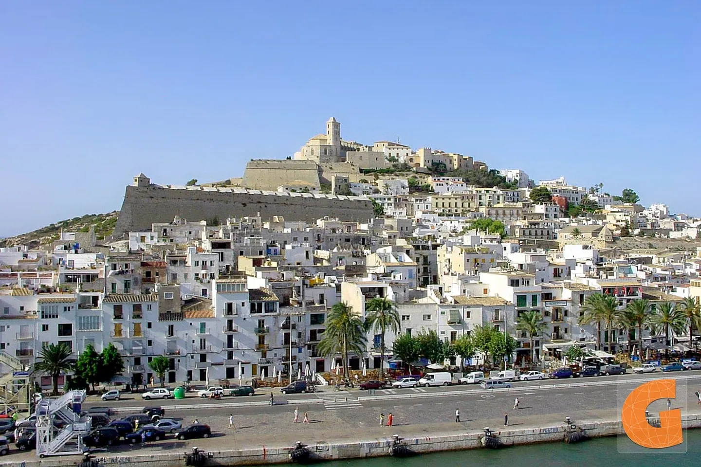Eivissa Vara de Rey and Marina Quarter Urban Walk