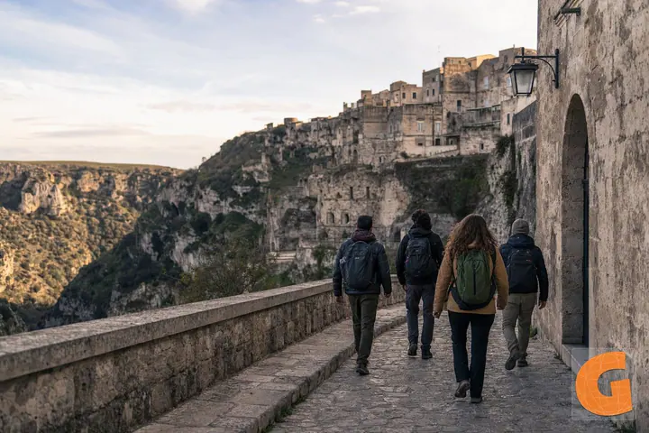 Walking Route in Gravina in Puglia Canyon Gateway