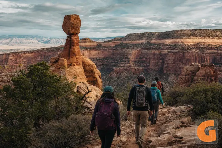 Monument Canyon Rim Quest