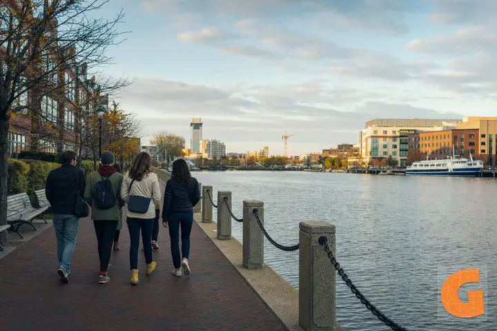 Cambridge Historic Waterfront Walking Route